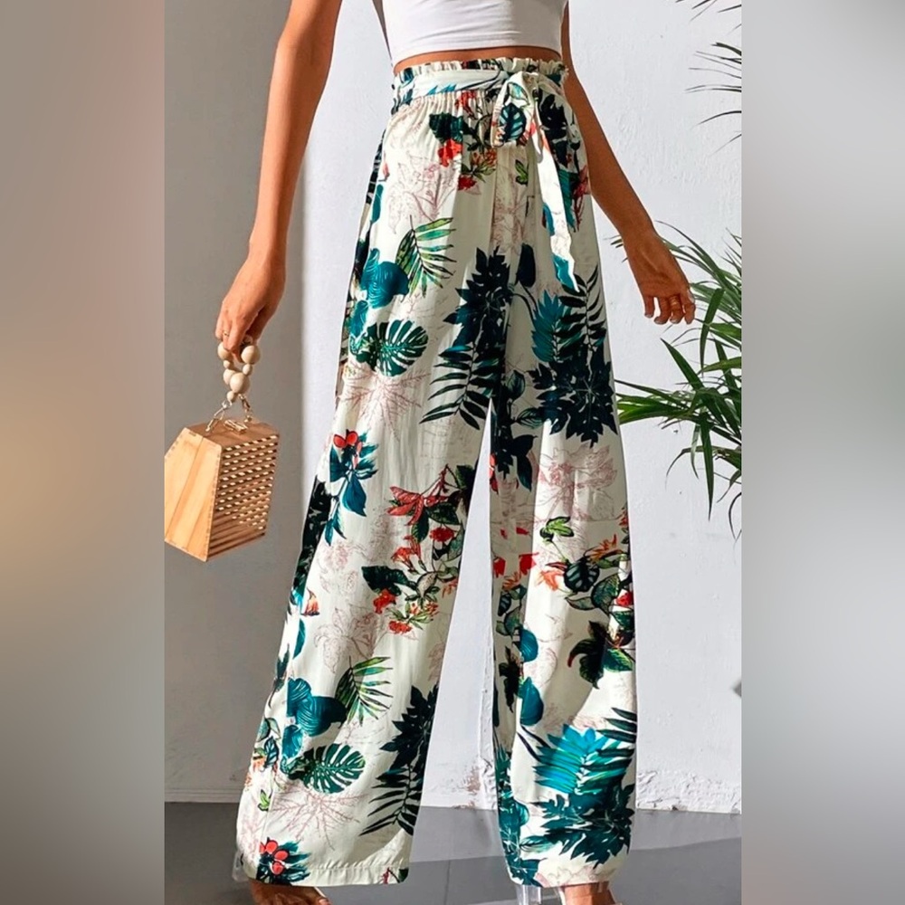 Tall Tropical Print Belted Wide Leg Pants - Multicolor
Size: 12 (Tall XL)